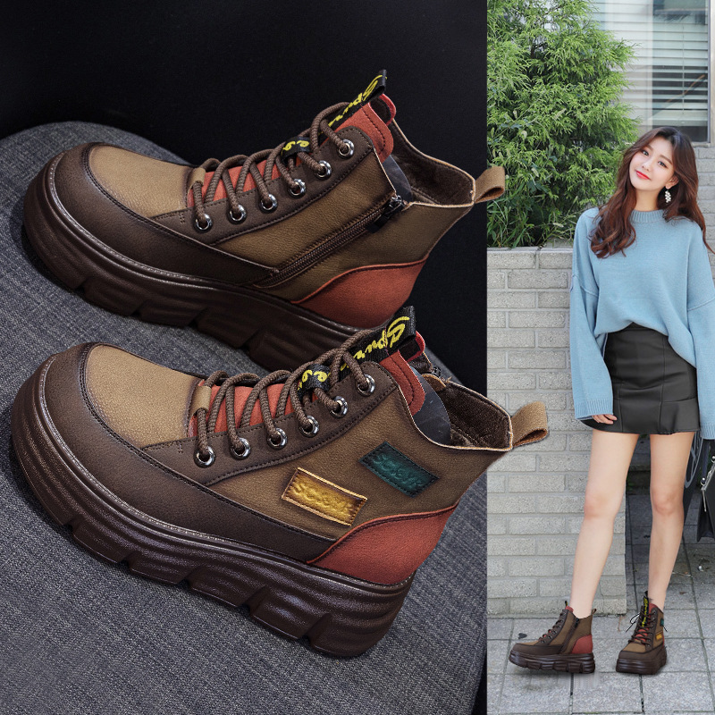 Street Fashion Winter 2026 - Short boots 2026 winter new fashion