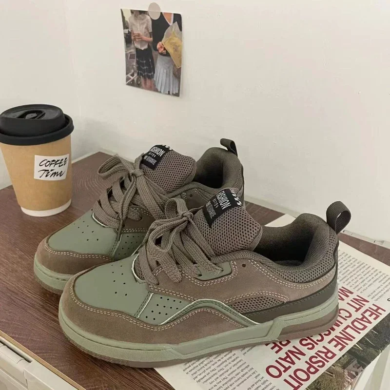 Fashion Vintage Sneakers Men A - Street Fashion Couple avis et prix