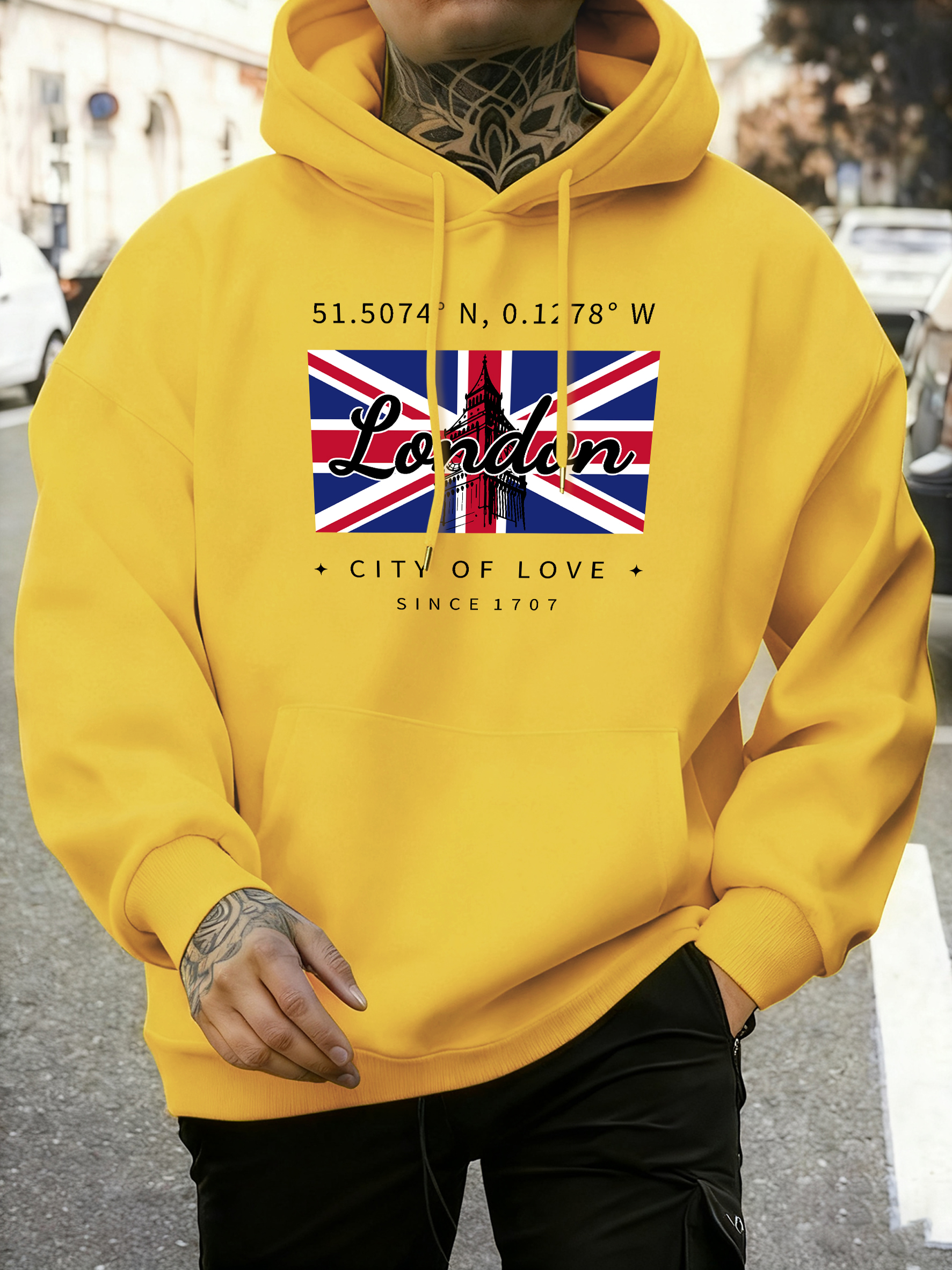 London City Of Love Flag Print - Street Fashion In London avis et prix